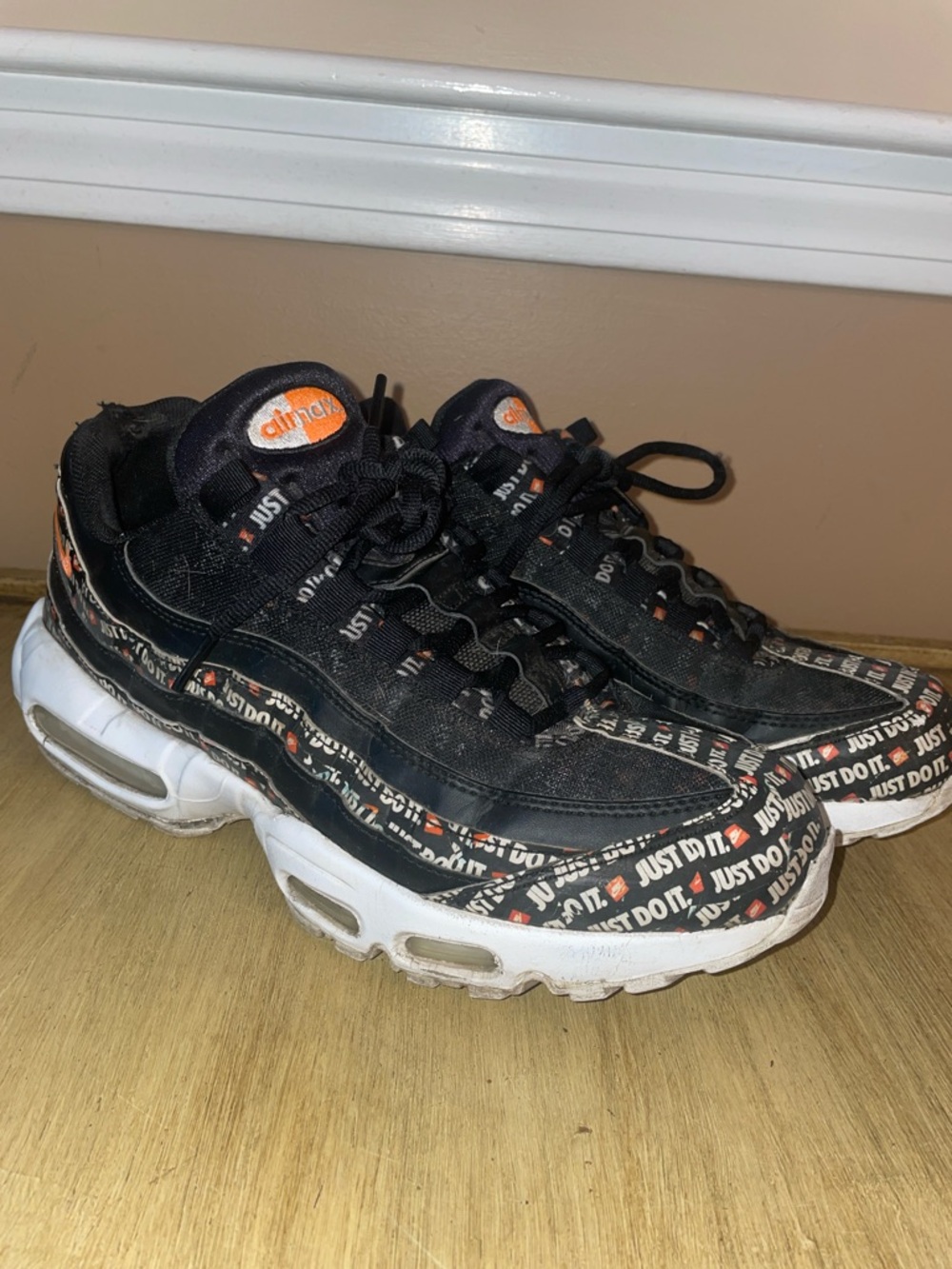Nike Air Max 95 SE "Just Do It" sneakers sz  10.5